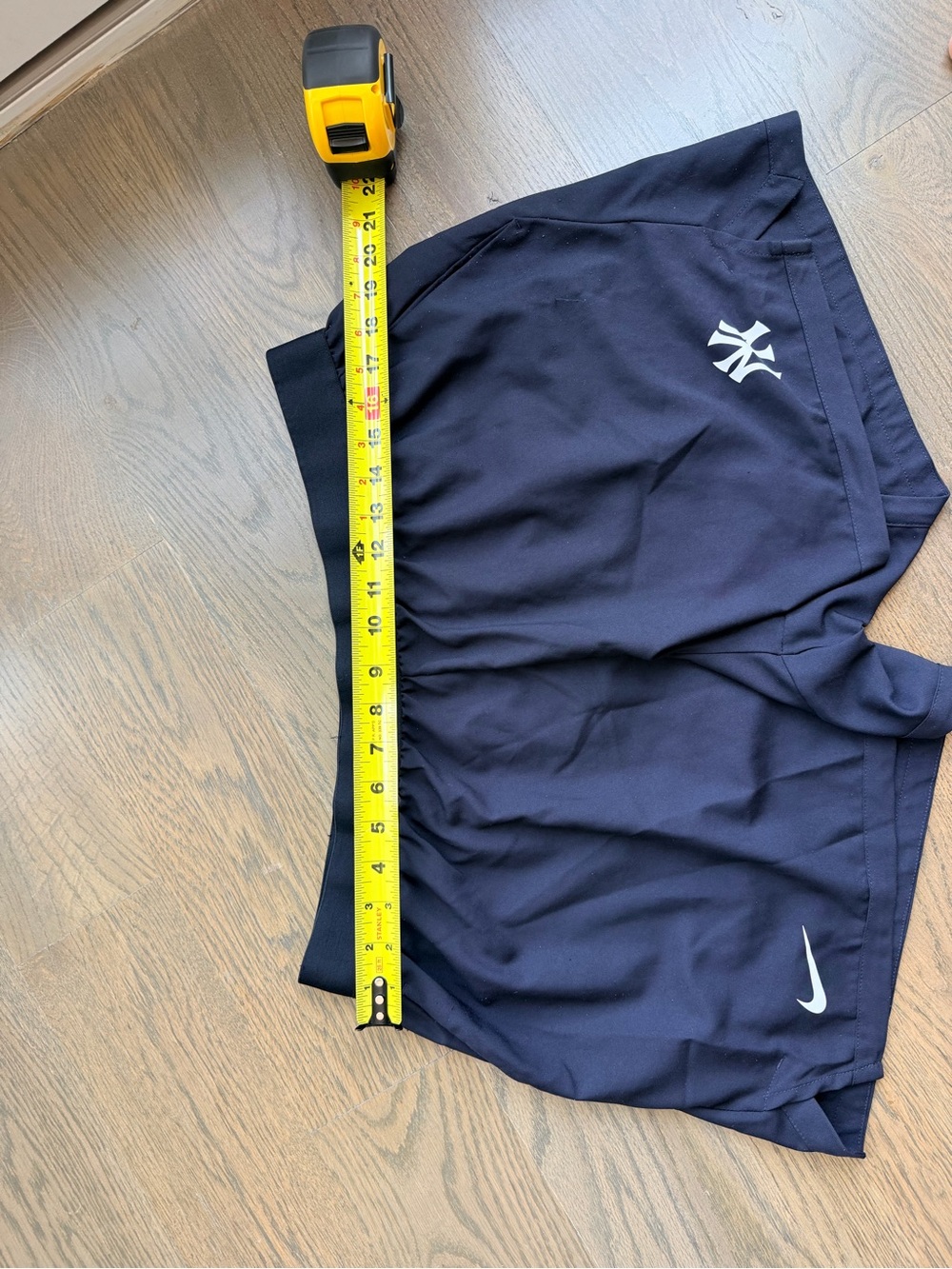 Nike black woman’s Athletic Shorts with White Logos - Picture 4 of 5